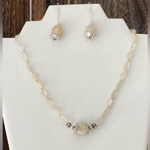 Handmade Creamy Beige Agate and Tibetan Silver Beaded Necklace Earring Set
